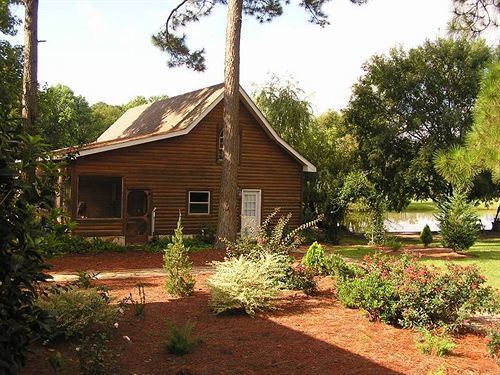 Shalom House Bed And Breakfast Тифтон Экстерьер фото